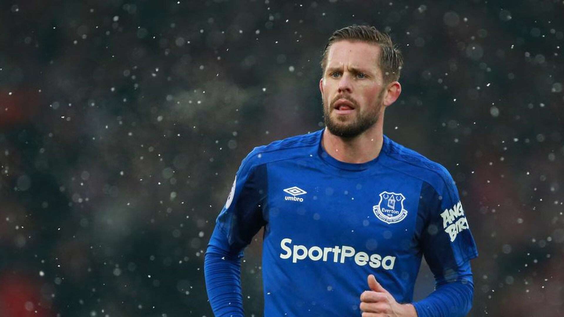 五大联赛高压与空间控制并重成趋势:战术演进与商业机遇